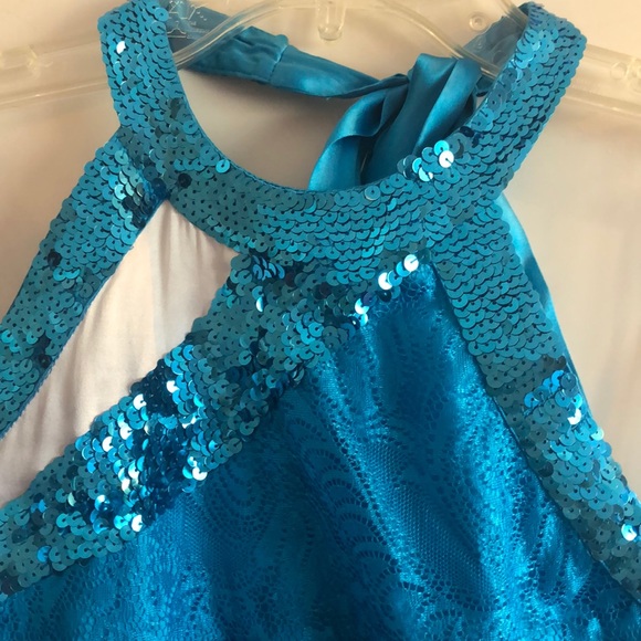 Blue top - Picture 2 of 5